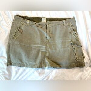 Size 14 cargo skirt